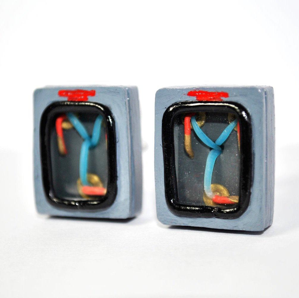 Vamers - Geekmas Gift Guide - Back to the Future Fllux Capacitor Cufflinks